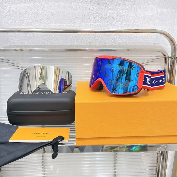 LOUIS VUITTON Ski Glasses Unisex - Picture 3 of 11